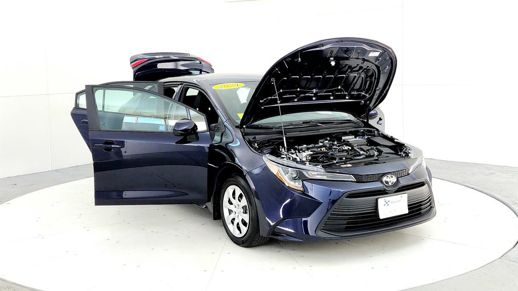 Certified 2024 Toyota Corolla LE FWD image 9