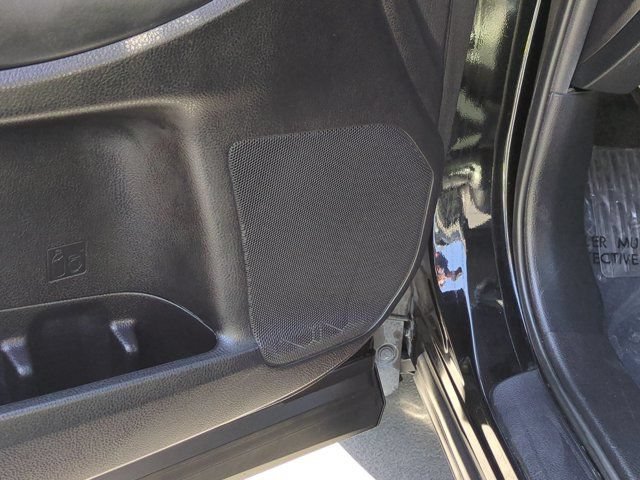 Used 2019 Toyota Highlander Plus AWD/4WD image 16