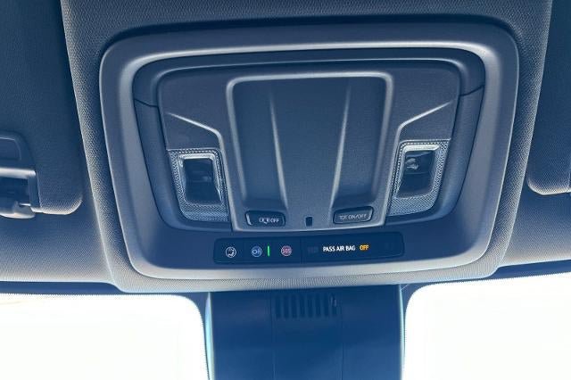 Used 2025 Chevrolet Silverado 1500 LT RWD image 38
