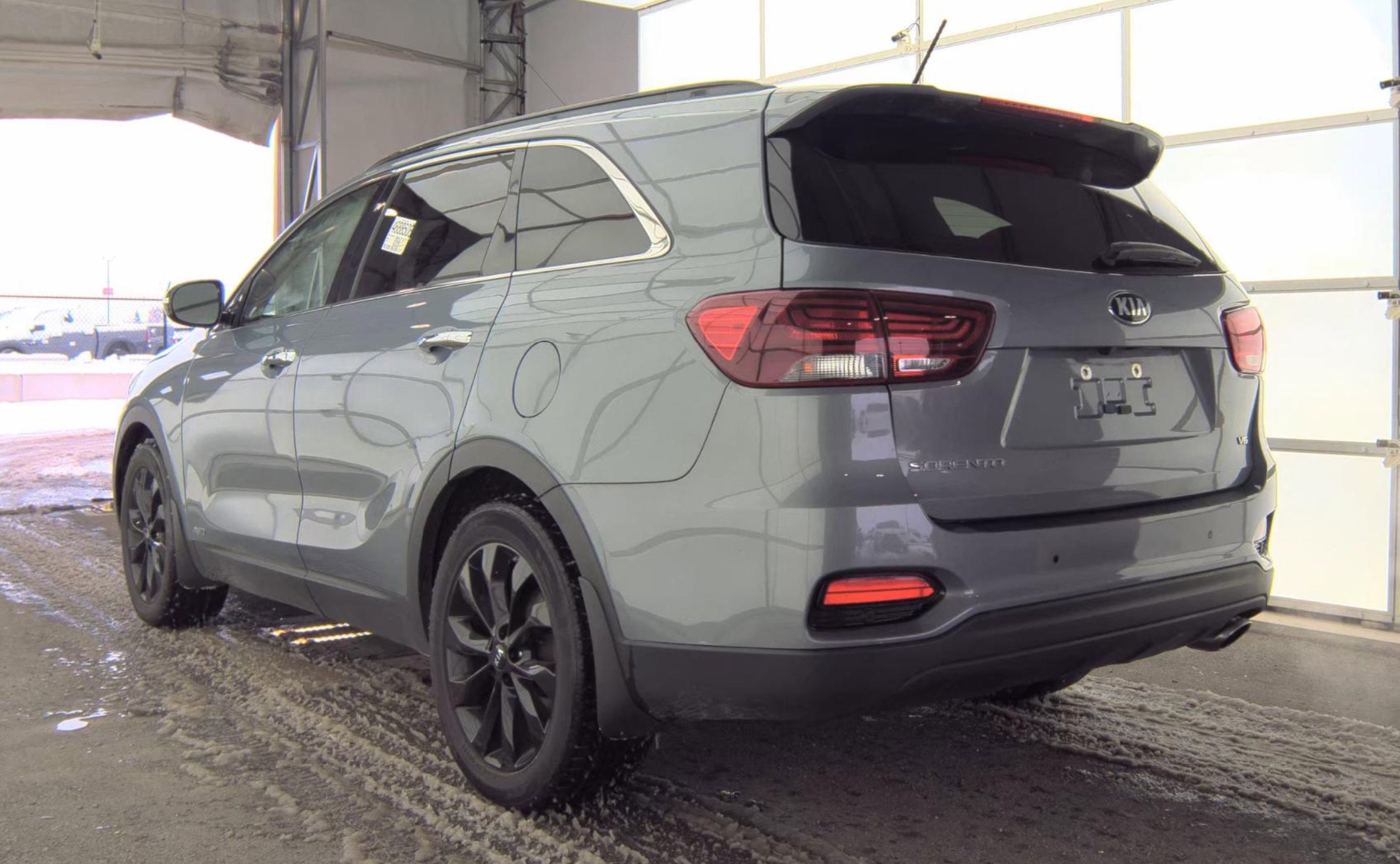 Used 2020 Kia Sorento S image 5