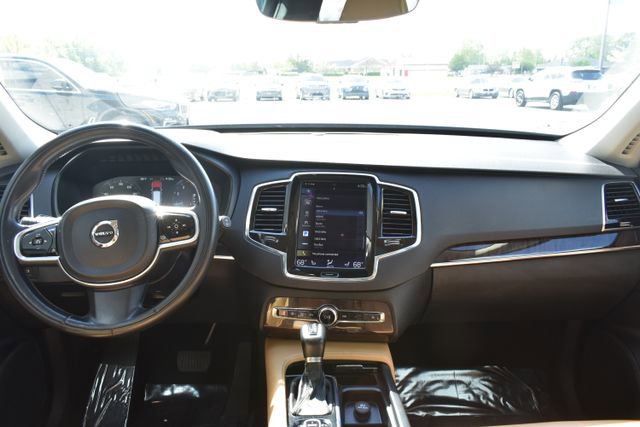 Used 2016 Volvo XC90 T6 Momentum w/ Momentum Plus Package AWD/4WD image 42