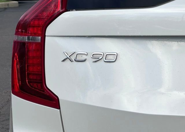 Used 2024 Volvo XC90 B6 Plus w/ Protection Package Premier image 9
