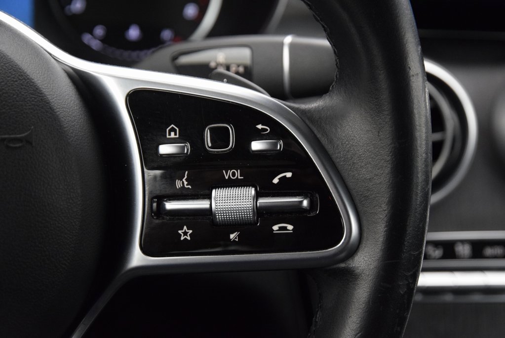 Used 2021 Mercedes-Benz GLC 300 image 23