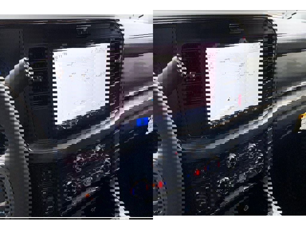 Used 2025 Ford F350 Lariat image 7