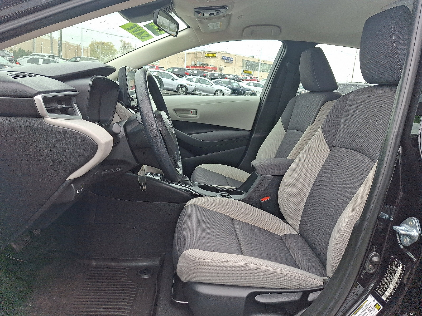 Used 2024 Toyota Corolla LE FWD image 14