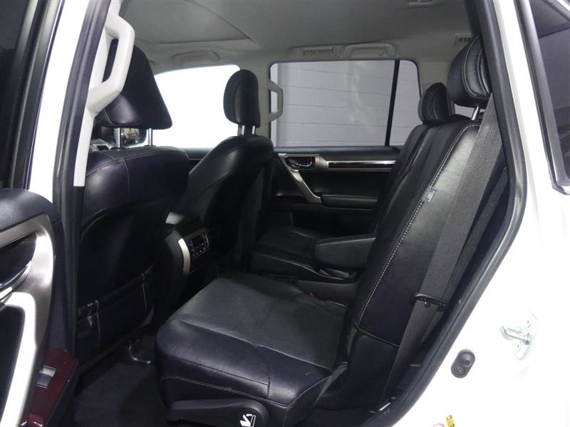 Used 2018 Lexus GX 460 Premium image 28