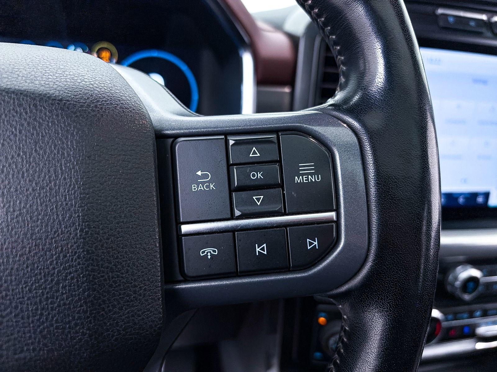 Used 2023 Ford F150 Lariat w/ Equipment Group 502A High image 35