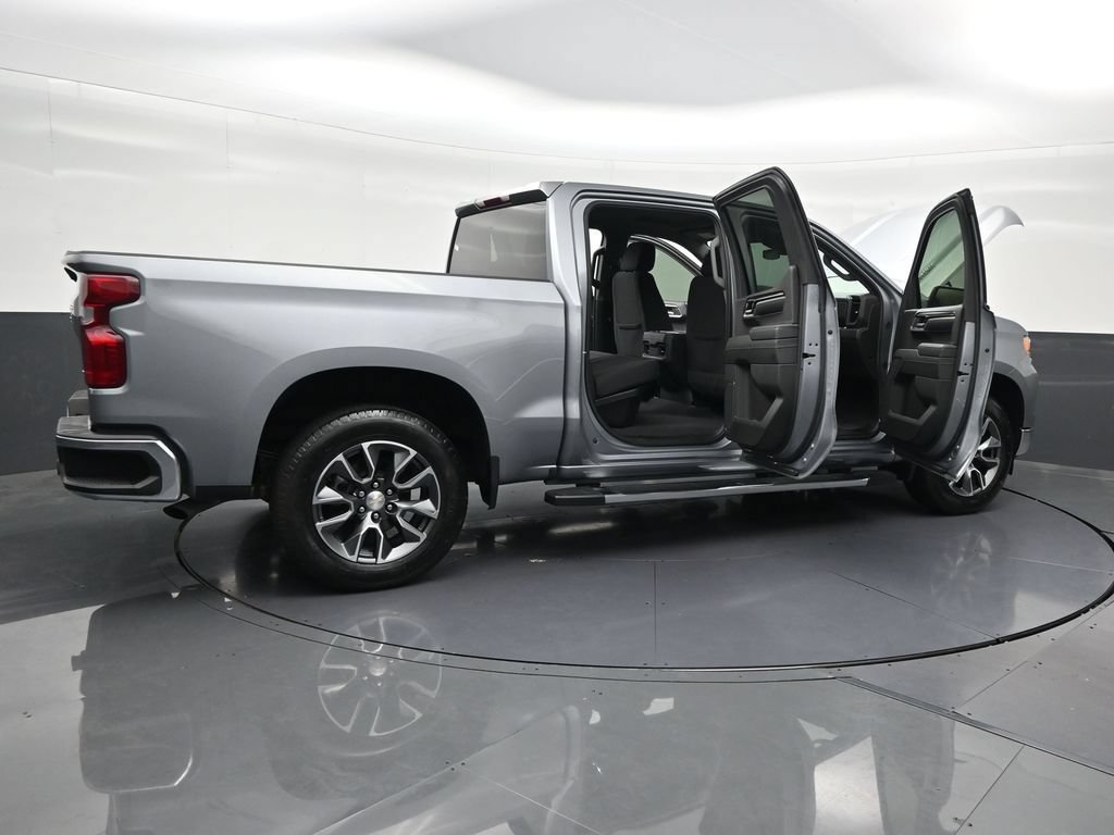 Used 2024 Chevrolet Silverado 1500 LT RWD image 35