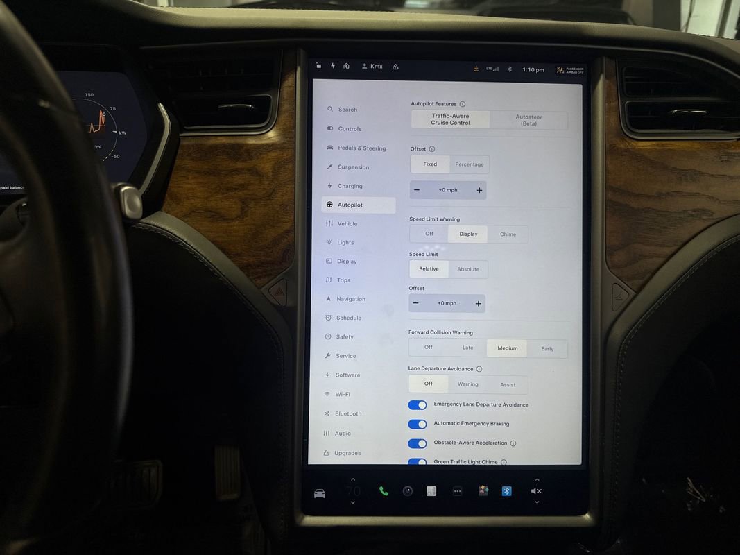 Used 2020 Tesla Model X image 83