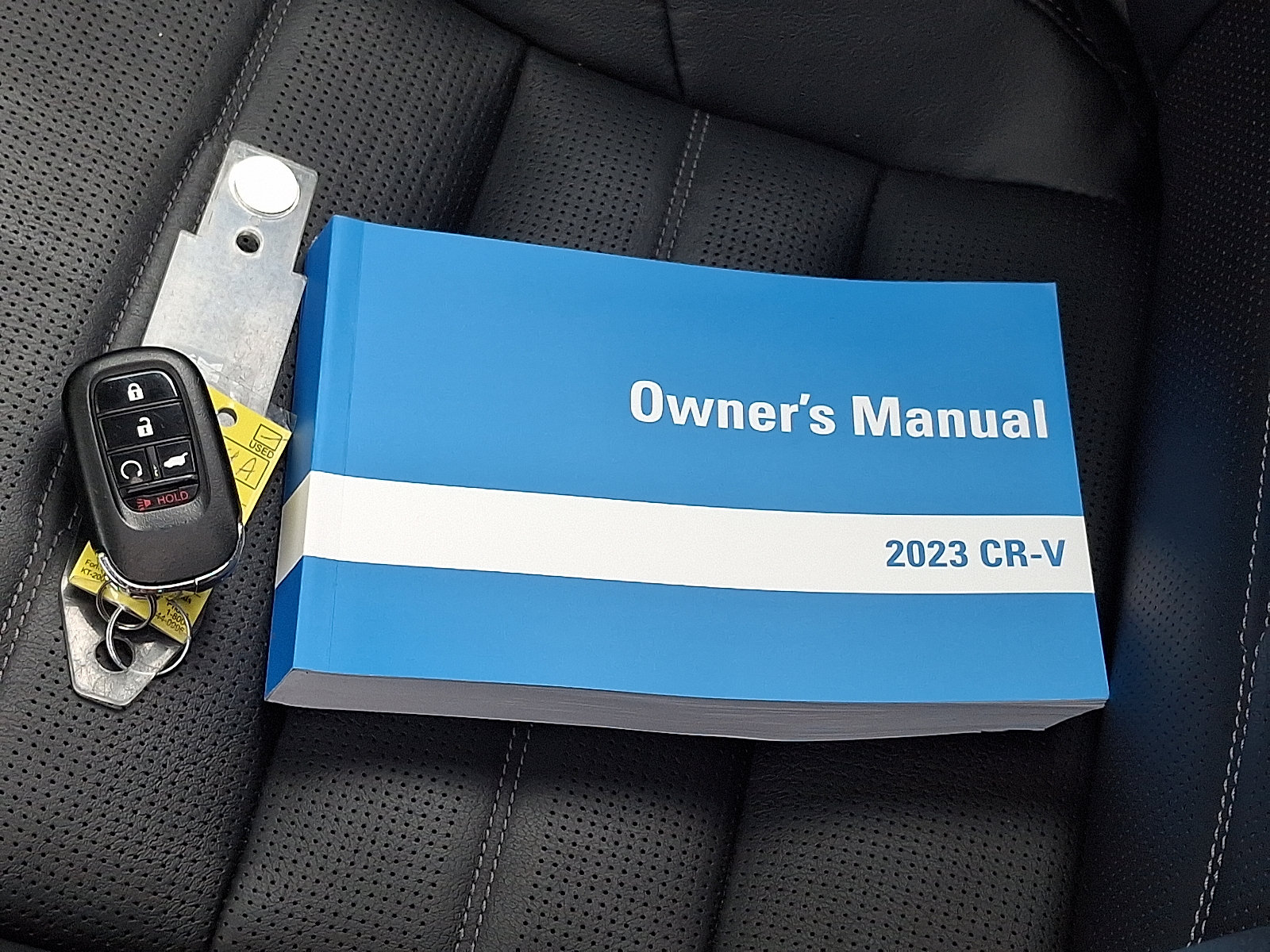 Used 2023 Honda CR-V EX-L image 3