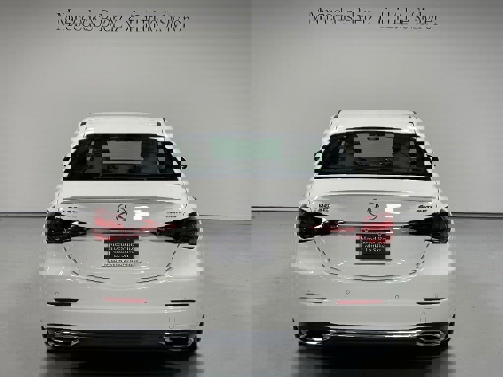 Used 2022 Mercedes-Benz C 300 C 300 image 4