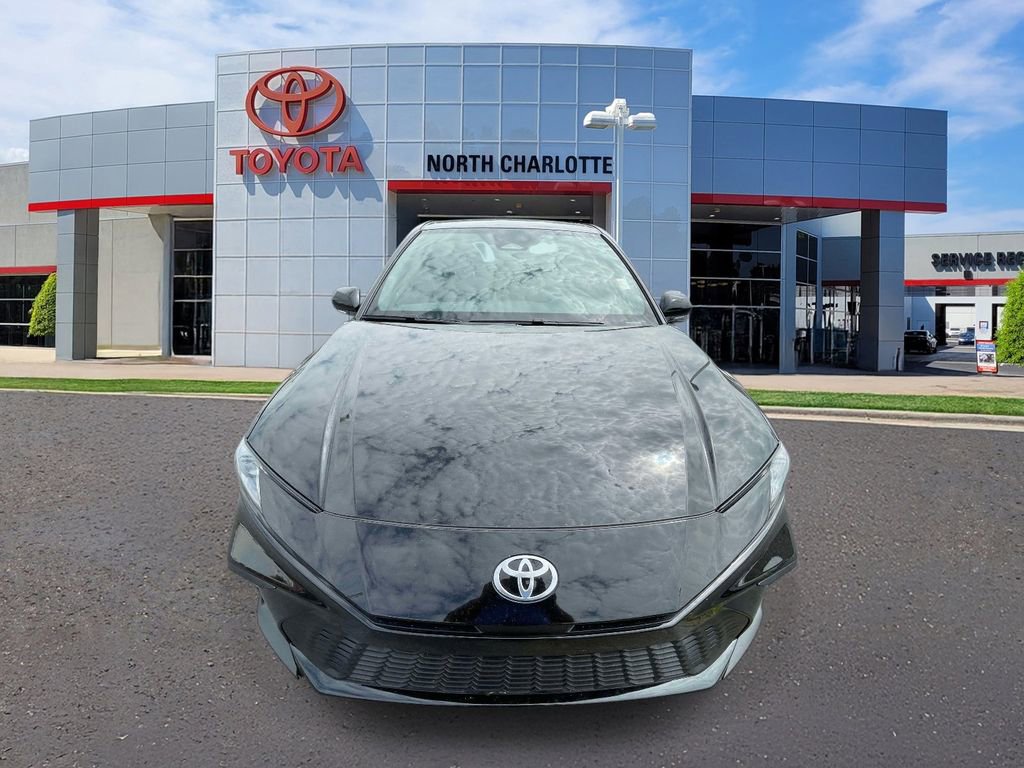 Used 2026 Toyota Camry SE w/ Convenience Package FWD image 5