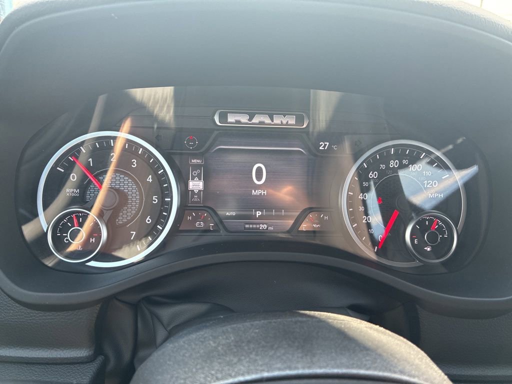 New 2026 RAM 1500 4x4 Crew Cab image 21