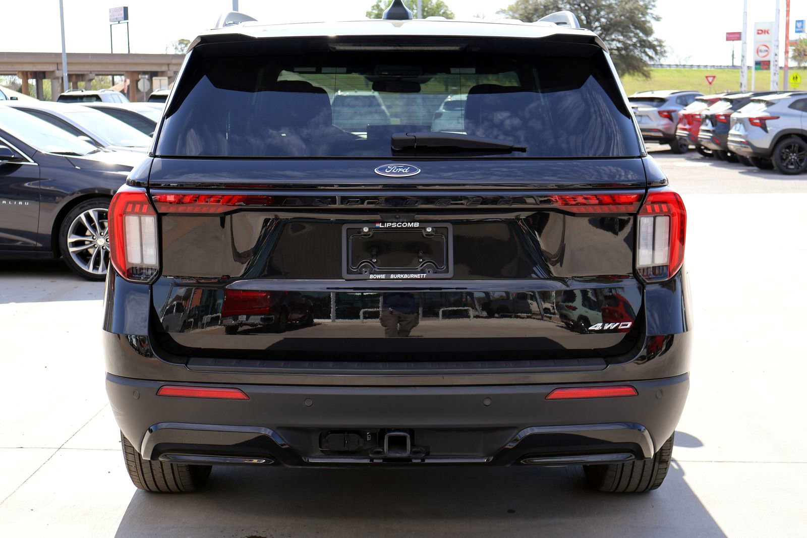 Used 2025 Ford Explorer ST-Line AWD/4WD image 8