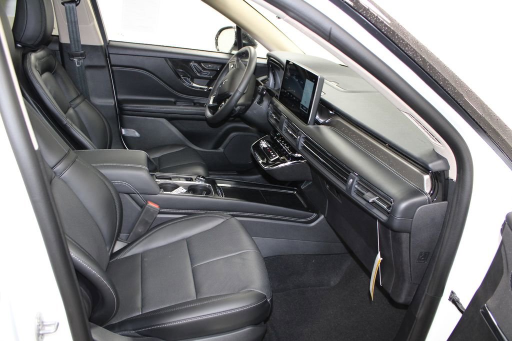 New 2026 Lincoln Corsair Reserve image 28