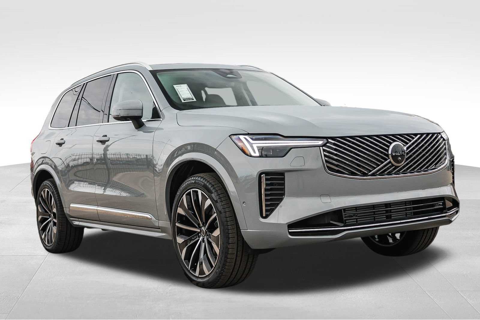 New 2026 Volvo XC90 T8 Ultra w/ Protection Package Premier AWD/4WD image 3