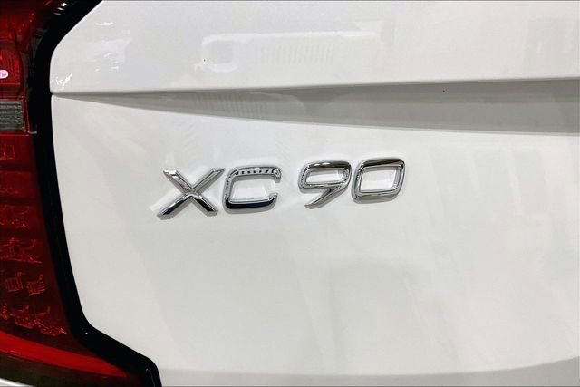New 2026 Volvo XC90 B6 Plus w/ Protection Package Premier image 10