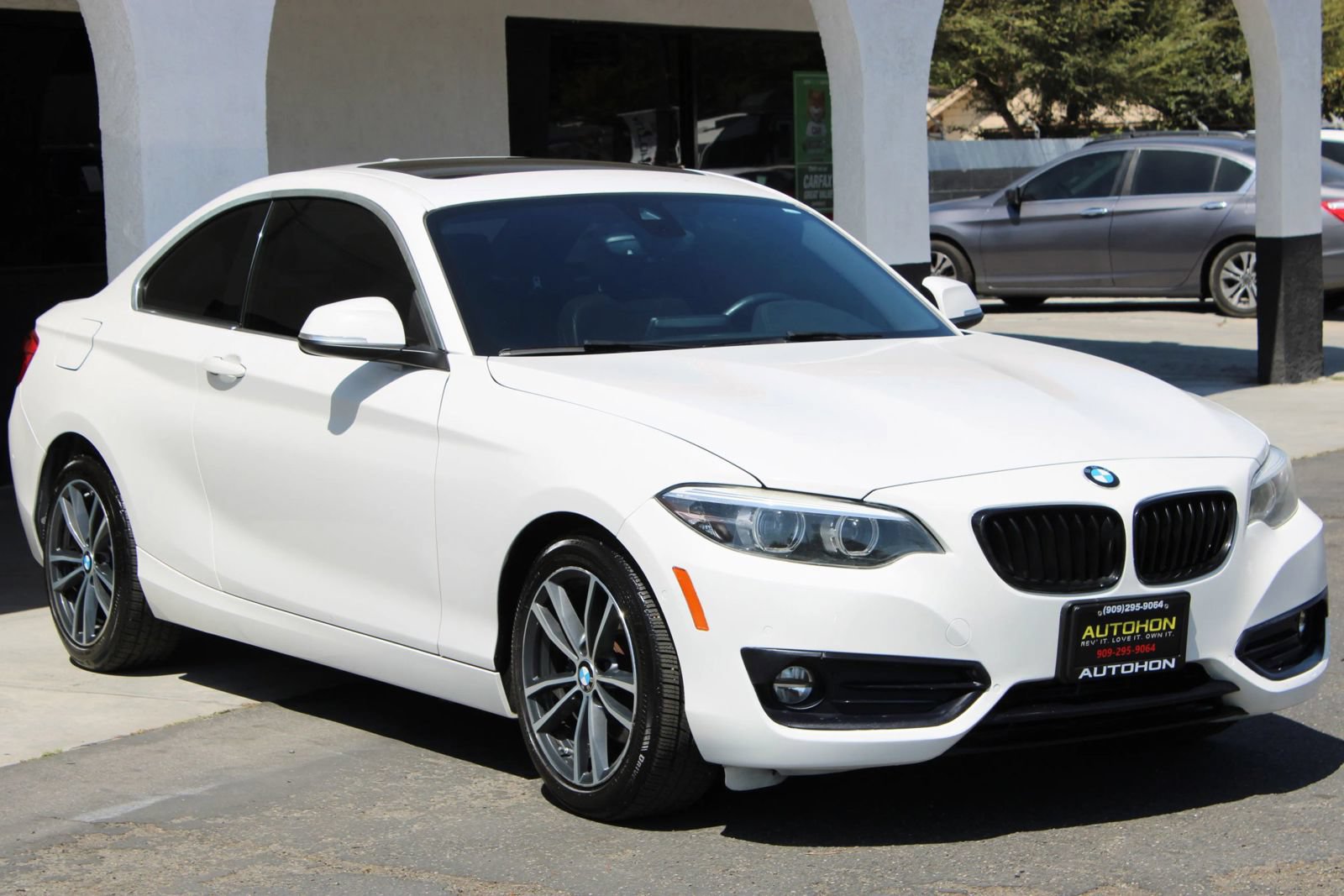 Used 2019 BMW 230i Coupe w/ Convenience Package RWD image 3