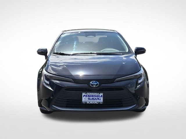 Used 2024 Toyota Corolla XLE FWD image 4