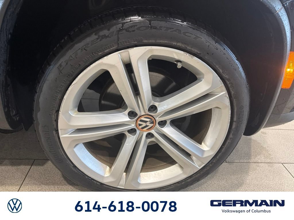 Used 2016 Volkswagen Tiguan R-Line AWD/4WD image 11