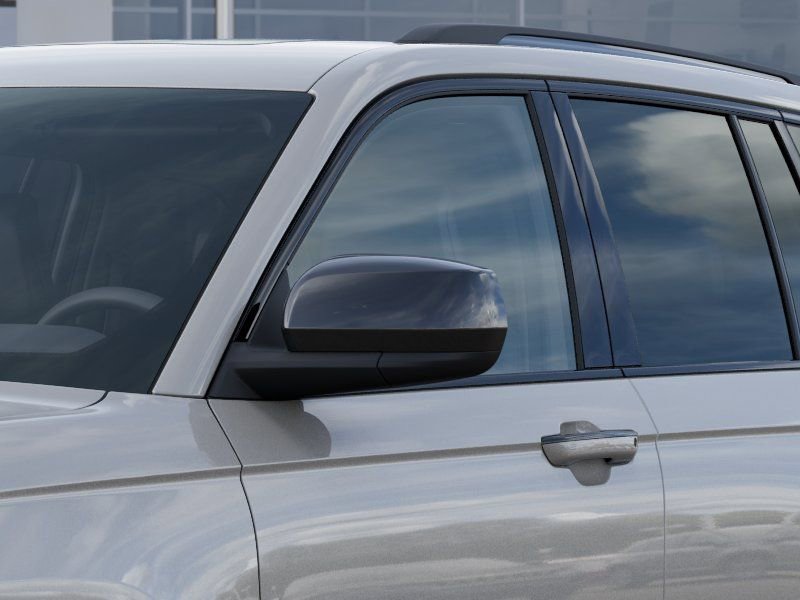 New 2025 Jeep Grand Cherokee Altitude image 12