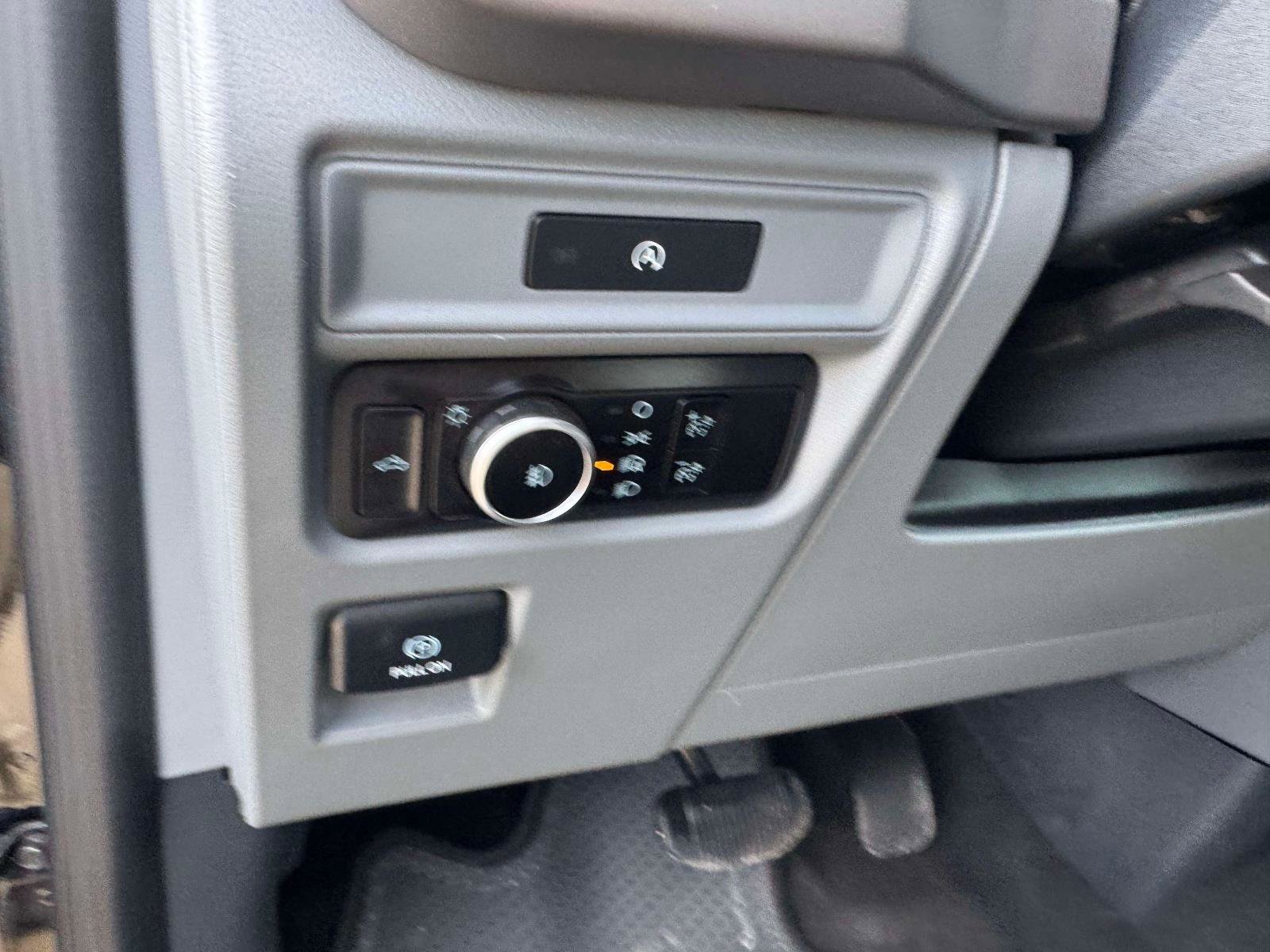 Used 2025 Ford F150 XLT w/ Equipment Group 301A Standard image 26