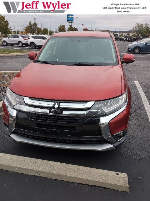 Used 2017 Mitsubishi Outlander SE