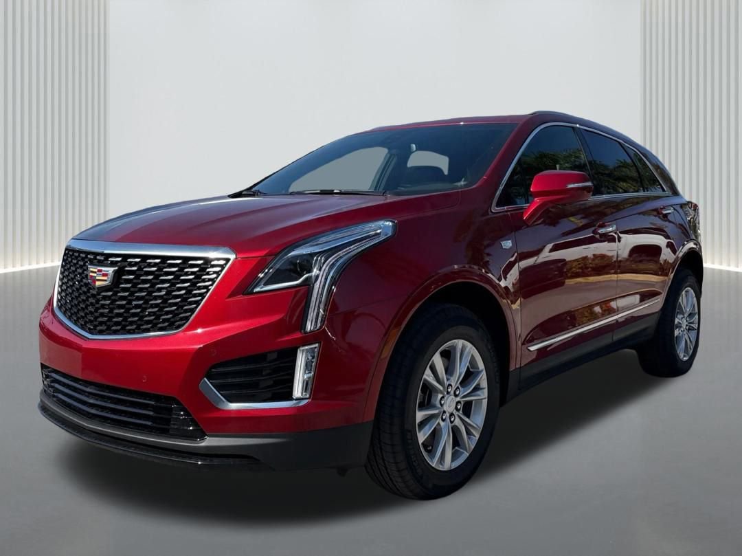 New 2025 Cadillac XT5 Luxury image 1