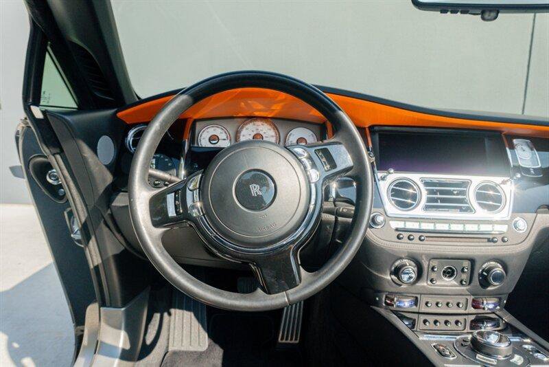 Used 2018 Rolls-Royce Dawn image 67