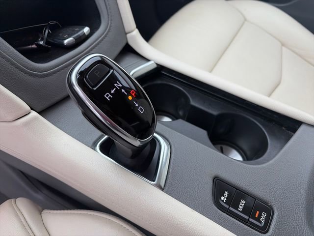 Used 2019 Cadillac XT5 Luxury image 32