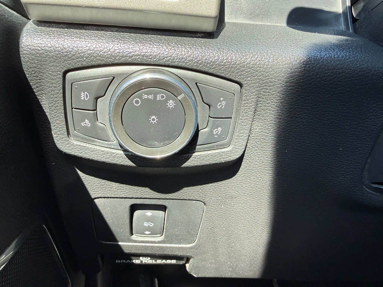 Used 2021 Ford F250 Lariat w/ Lariat Value Package image 26
