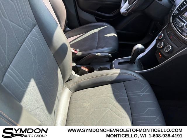 Used 2019 Chevrolet Trax LT w/ LT Convenience Package image 20