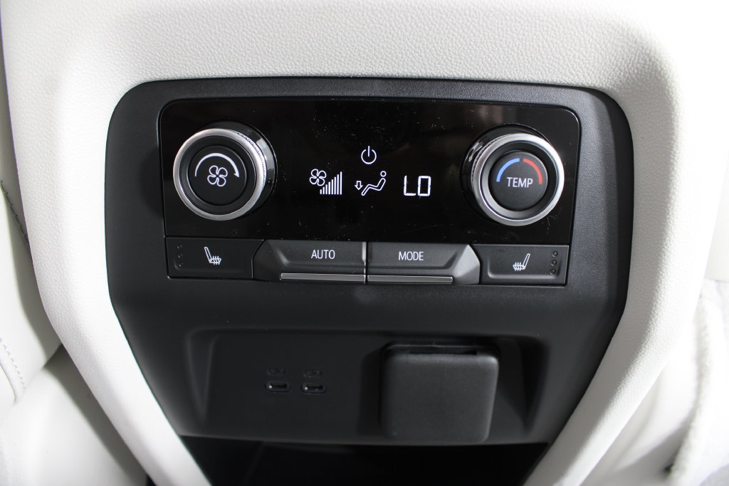 New 2027 Buick Enclave Avenir FWD image 21