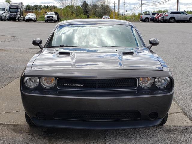 Used 2014 Dodge Challenger SXT w/ Super Sport Group (SS/T) RWD image 9