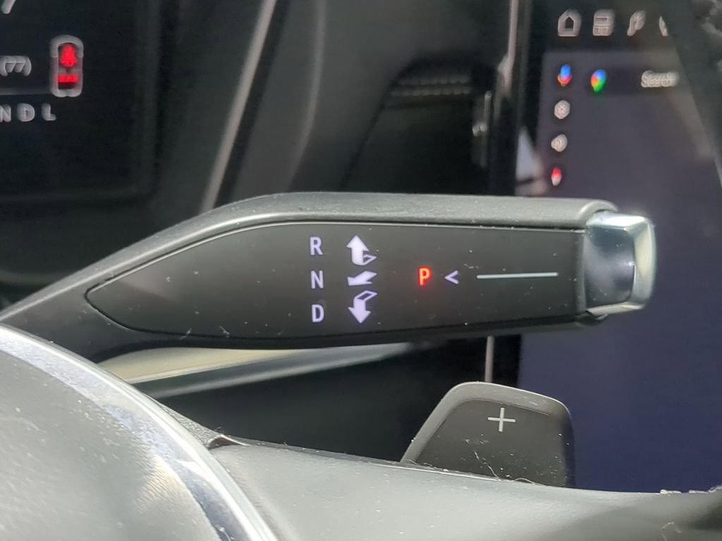 Used 2025 GMC Terrain Elevation w/ Elevation Premium Package image 37