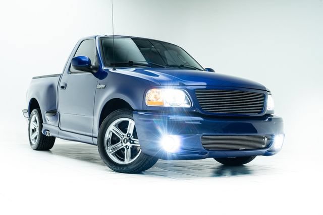 Used 2003 Ford F150 Lightning RWD image 5