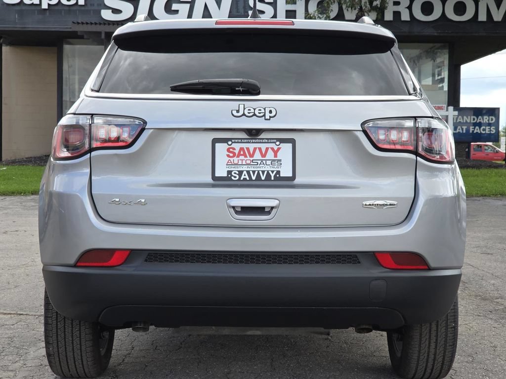 Used 2023 Jeep Compass Latitude AWD/4WD image 15