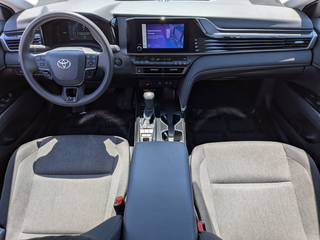 Used 2025 Toyota Camry LE image 25