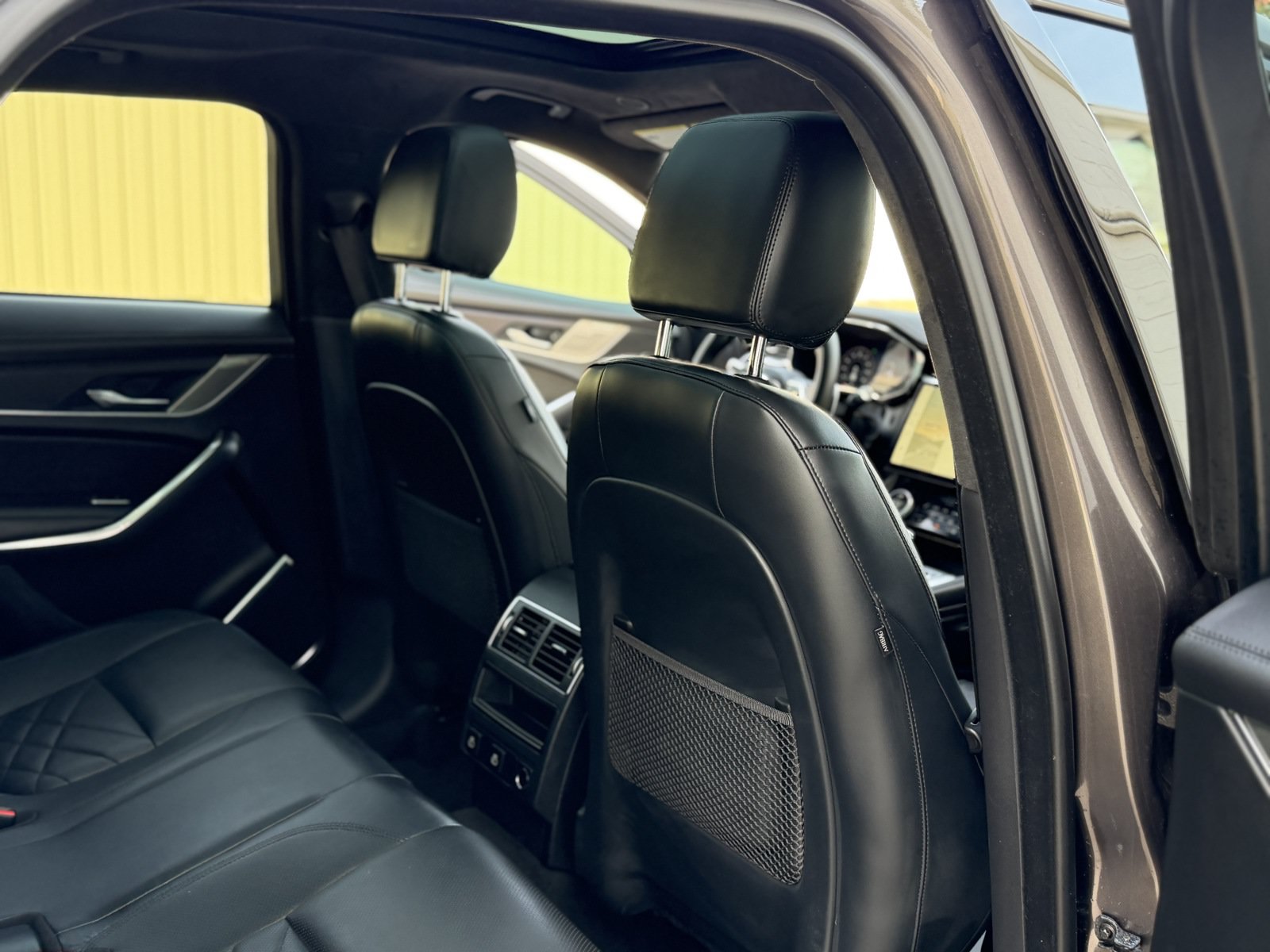 Used 2021 Jaguar F-PACE S AWD/4WD image 28
