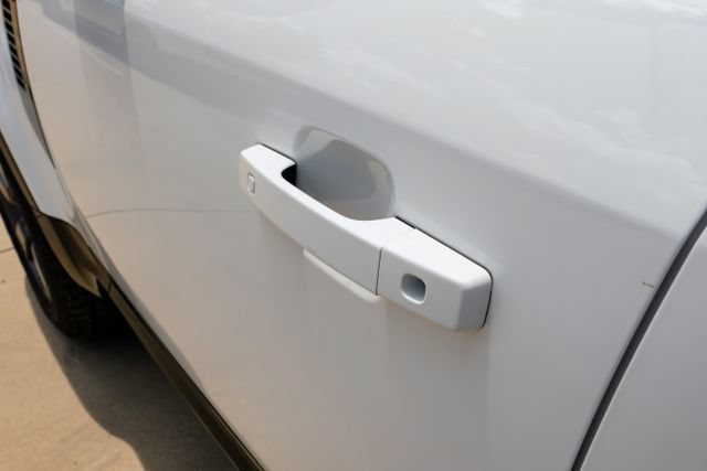 New 2026 Land Rover Defender 110 X-Dynamic SE AWD/4WD image 48