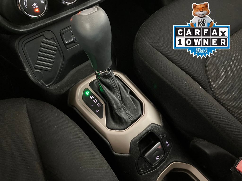 Used 2015 Jeep Renegade Latitude image 27
