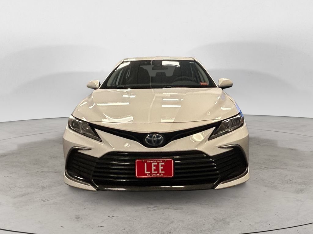 Used 2022 Toyota Camry LE FWD image 8