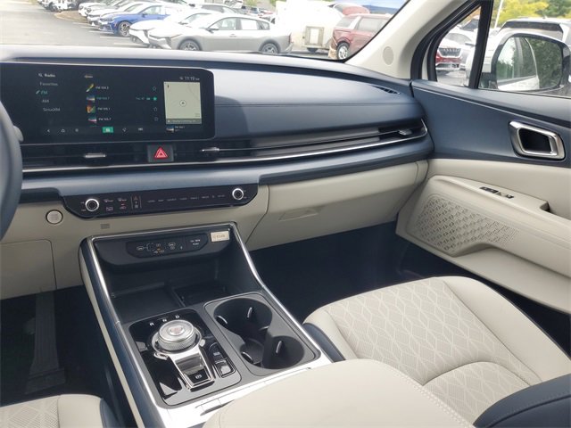 New 2026 Kia Carnival EX image 13