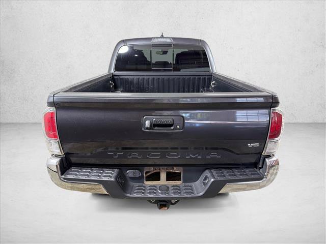 Used 2023 Toyota Tacoma TRD Off-Road AWD/4WD image 4