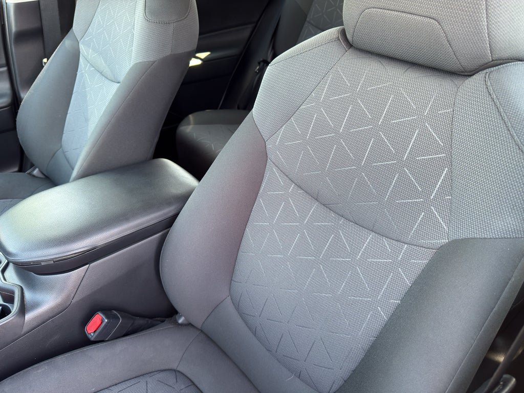 Used 2020 Toyota RAV4 XLE w/ Convenience Package AWD/4WD image 13