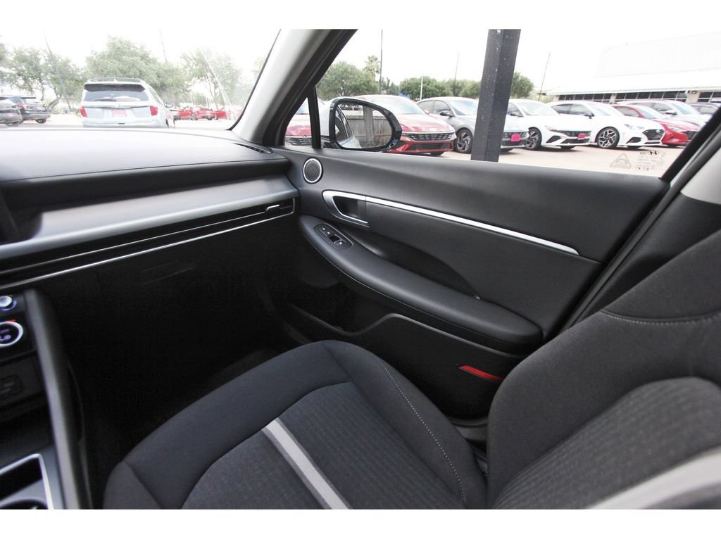 Certified 2026 Hyundai Sonata SEL FWD image 11