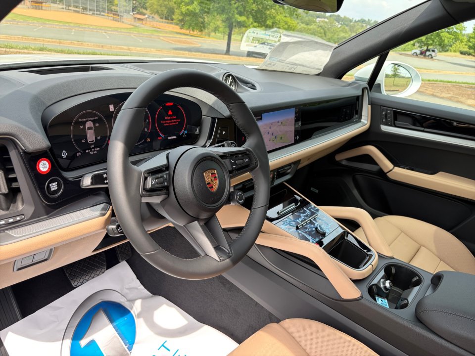 New 2026 Porsche Cayenne AWD/4WD image 15