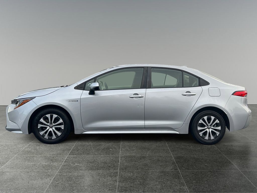 Used 2021 Toyota Corolla LE image 4