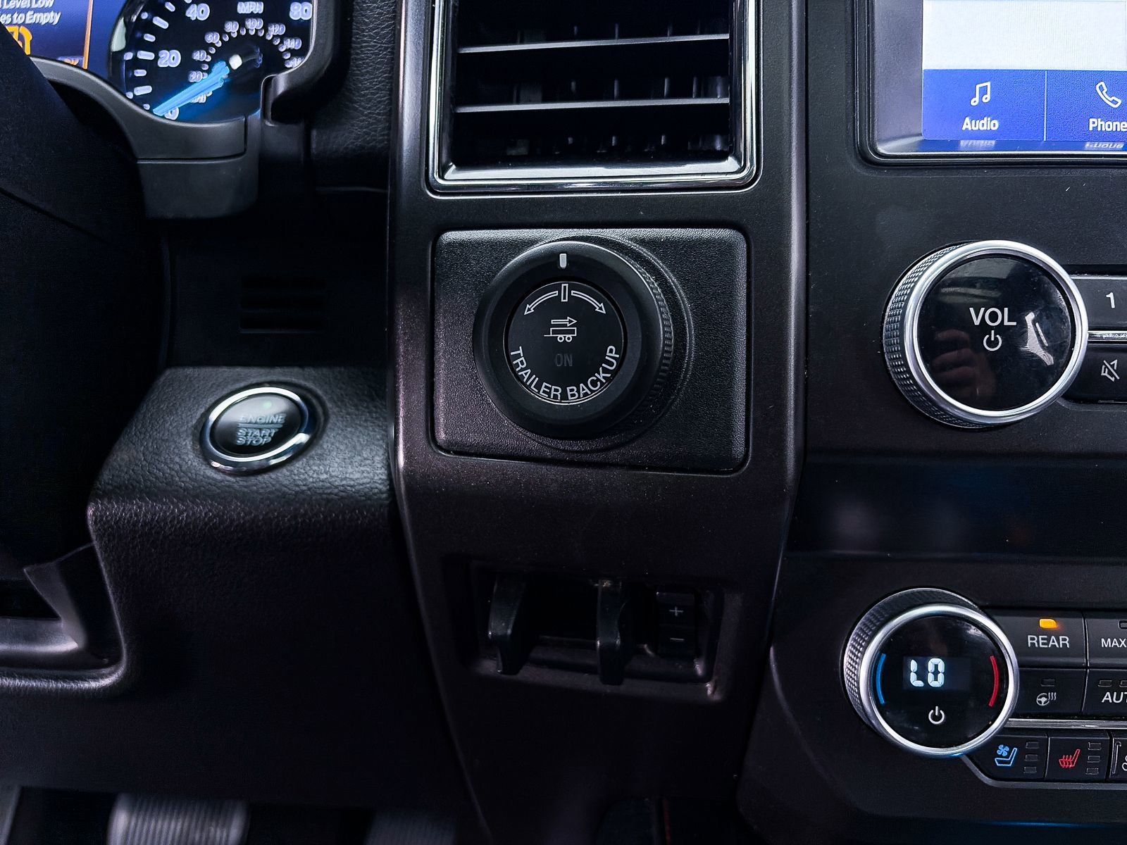 Used 2021 Ford Expedition Limited AWD/4WD image 28