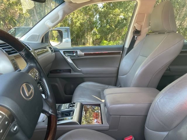Used 2017 Lexus GX 460 Premium AWD/4WD image 9